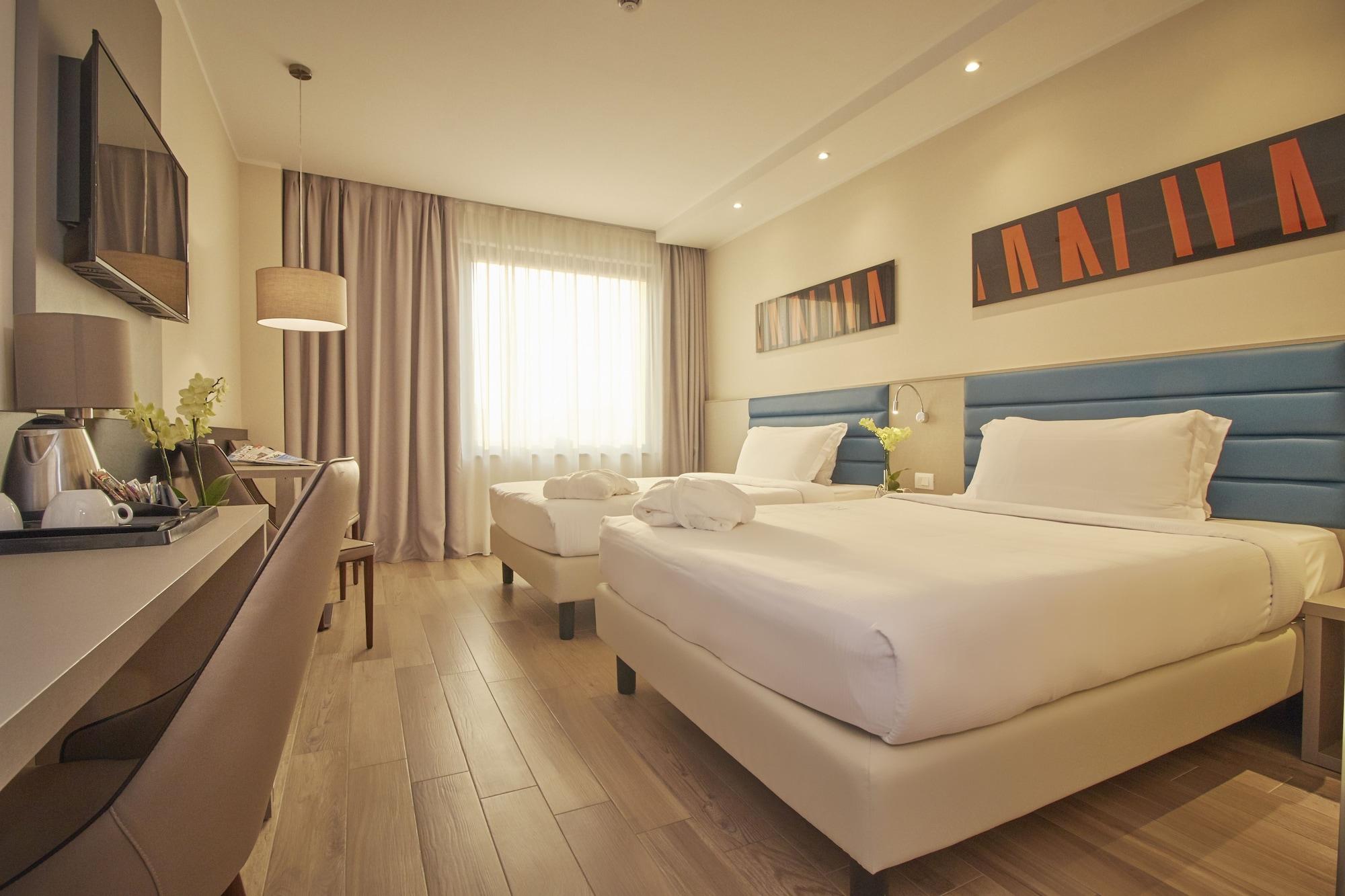 Ih Lorenteggio Hotel 4*
